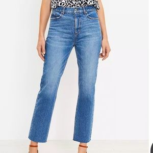 LOFT Curvy Straight Crop Jeans